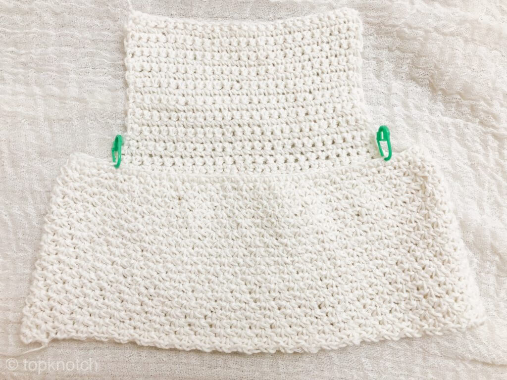 Looking for a pattern similar to the these ruffle shorts! :  r/crochetpatterns
